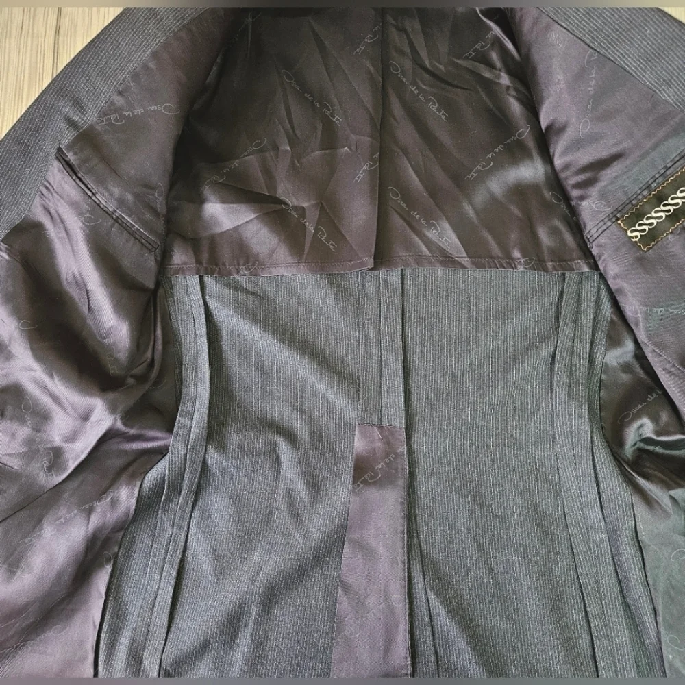 Vintage Oscar de la Renta Pinstripe Blazer in Dark Cobalt  Stripe Size 40 Reg